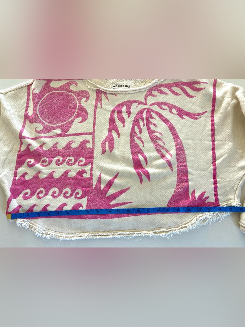 WE THE FREE Cream & Pink Palm Graphic Cropped Pullover 🌴 Small - Picture 11 of 13